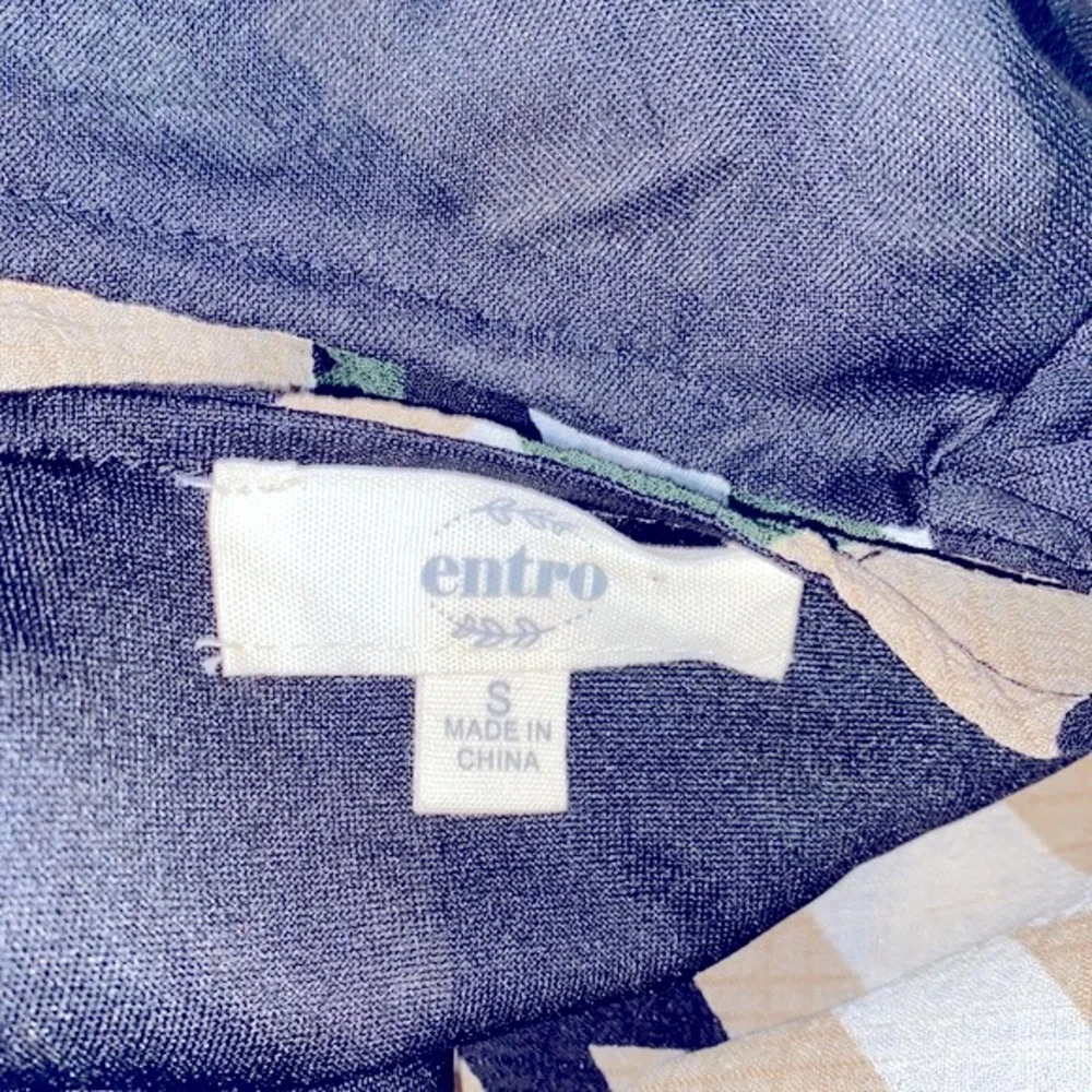 Entro boho top size small - Picture 4 of 7